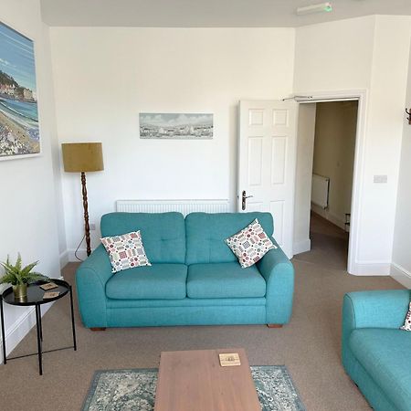 Private Parking, Central Llandudno, King Bed With Ensuite At Clement Lodge エクステリア 写真